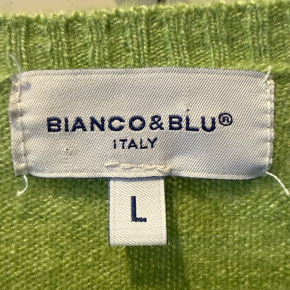 Wool and cashmere Elegant Lime Green Women's Crew Neck Sweater - Picture 4 of 7